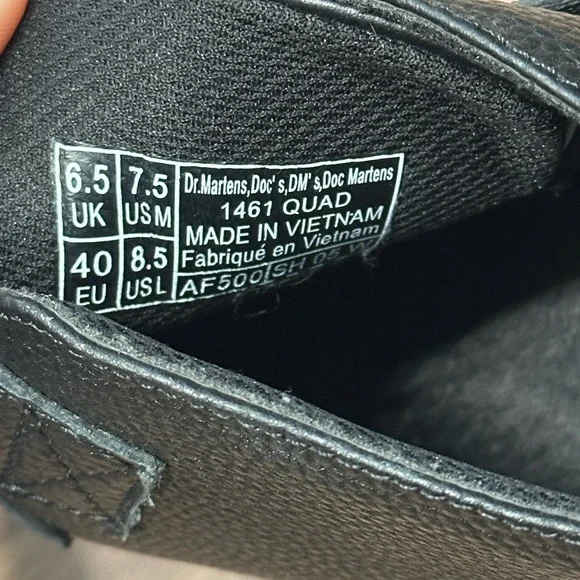 Dr. Martens Devon Flower Buckle Leather Platform Boots in Black Size 8.5 - Picture 12 of 16